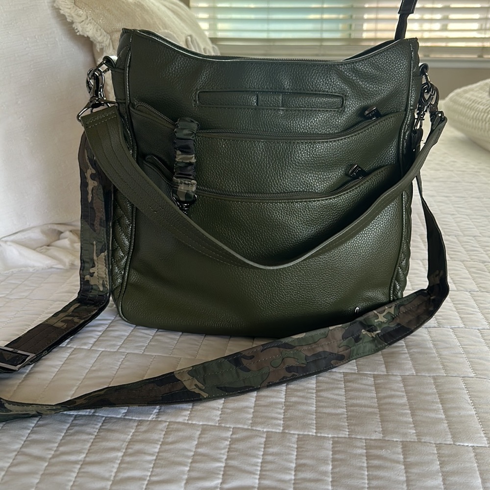 Lug Cable Car Classic Vl Crossbody Gem